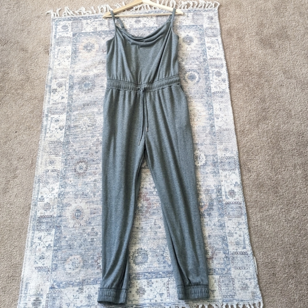 SALE🎉 Kyodan Heather Green Tank Top Jumpsuit